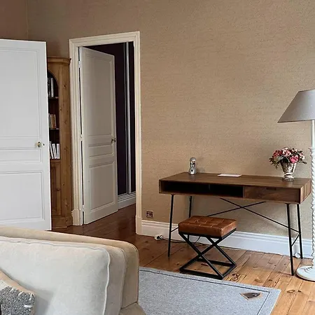 Spacieux En Centre-ville Pour 6 Pers. Avec Vue Sur Montagne - Fr-1-234-327 아파트