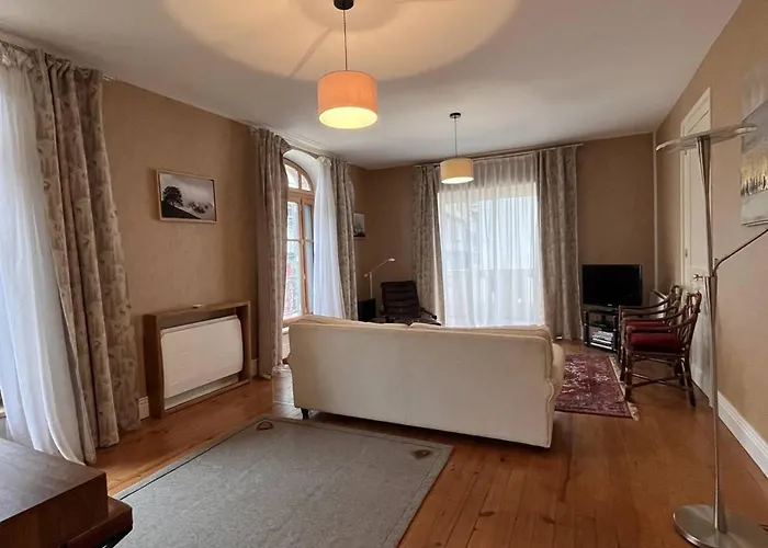 Spacieux En Centre-ville Pour 6 Pers. Avec Vue Sur Montagne - Fr-1-234-327 Appartamento *