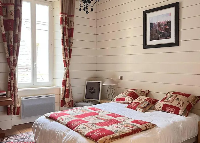 Spacieux En Centre-ville Pour 6 Pers. Avec Vue Sur Montagne - Fr-1-234-327