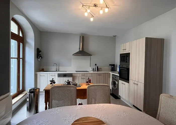 Spacieux En Centre-ville Pour 6 Pers. Avec Vue Sur Montagne - Fr-1-234-327 Appartamento Cauterets